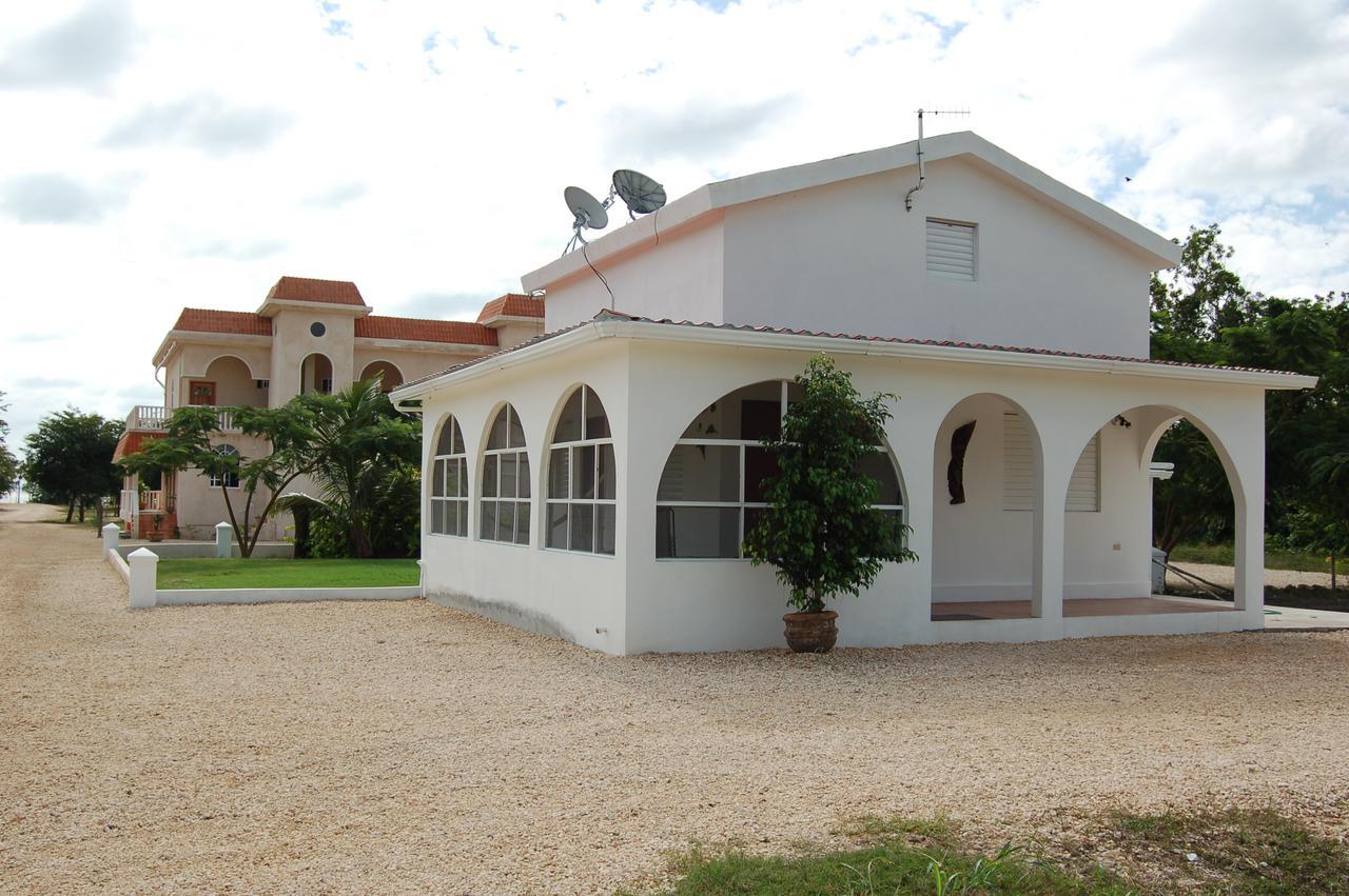 Serenity Sands Corozal Exterior foto